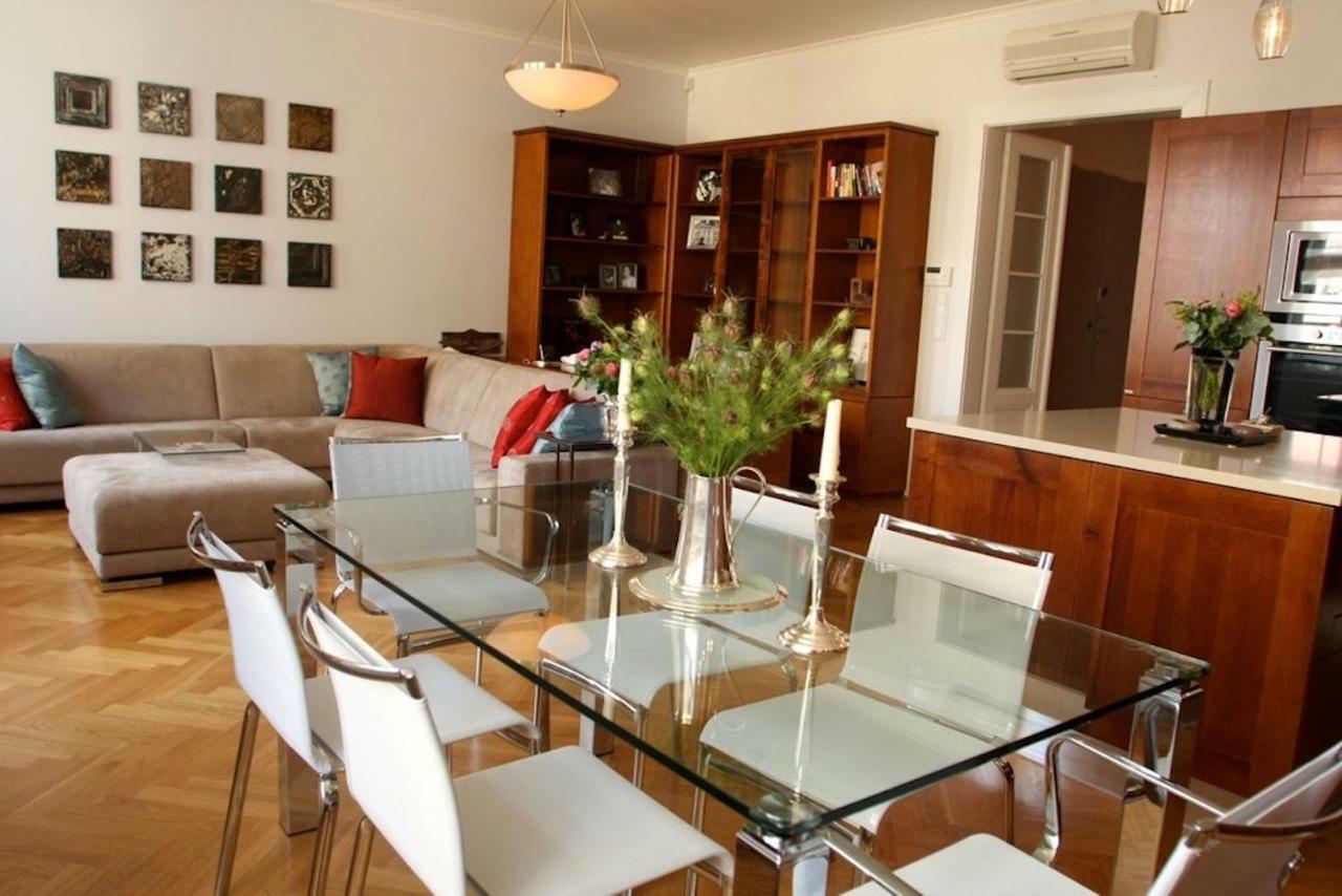 Spacious Elegance In The Heart Of Old Town 프라하 외부 사진